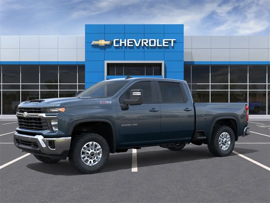 2026 Chevrolet Silverado 2500HD LT photo 2