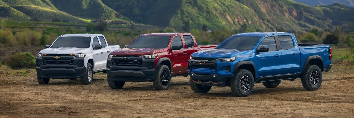 2025 Chevrolet Colorado Family Exterior Driver Side Front Profiles