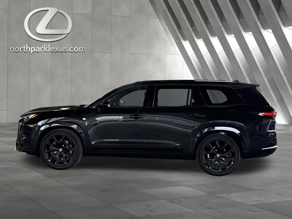 2026 Lexus TX F Sport's photo