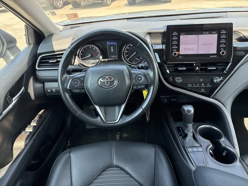 2023 Toyota Camry SE photo 11