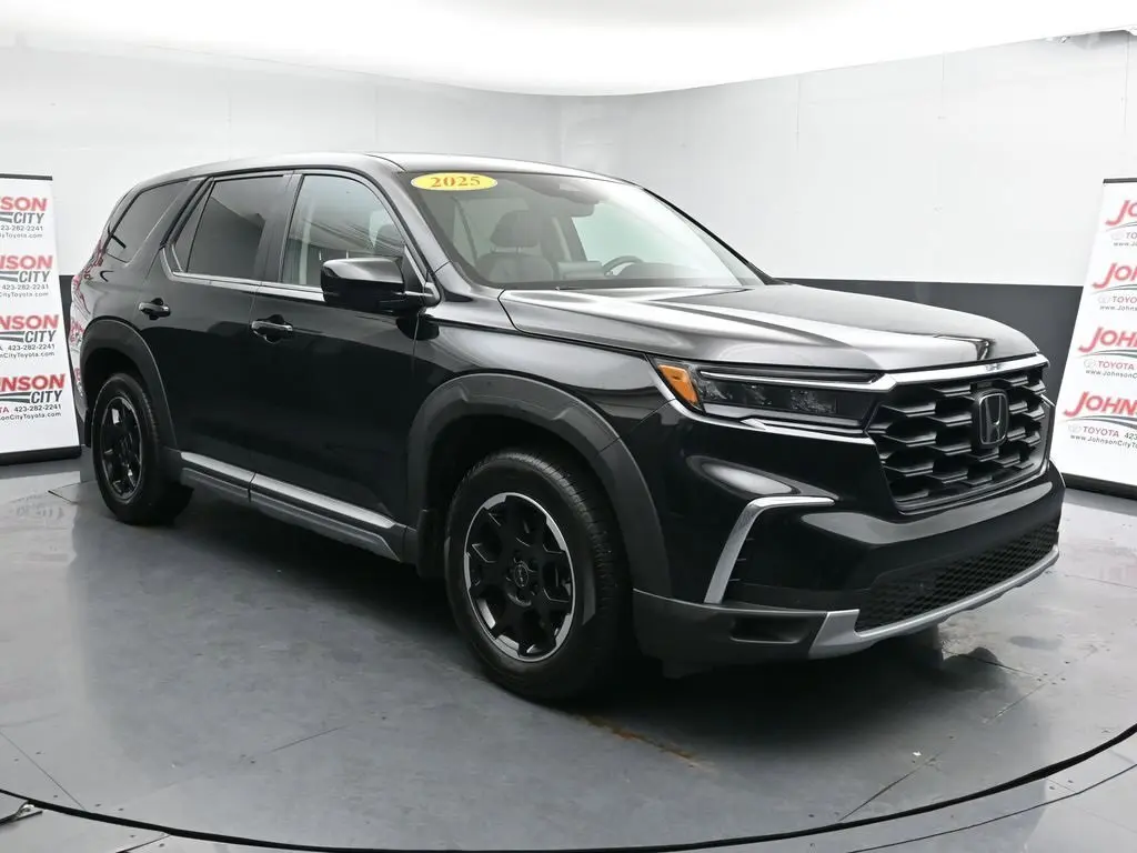 2025 Honda Pilot EX-L photo 2