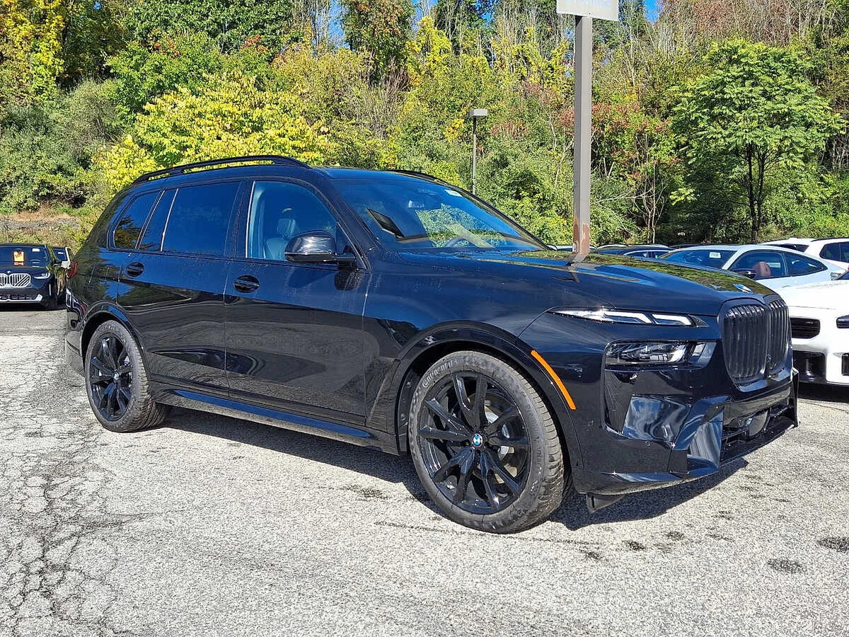 2027 BMW X7