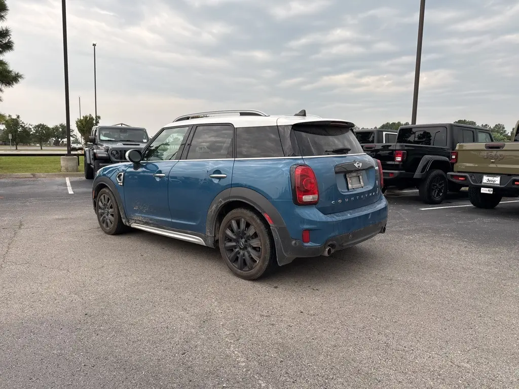 2018 Mini Cooper S ALL4 photo 6