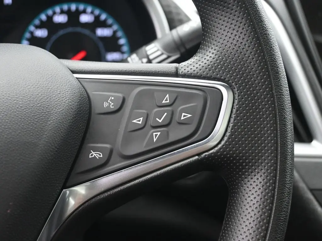 2024 Chevrolet Malibu 1LT photo 10