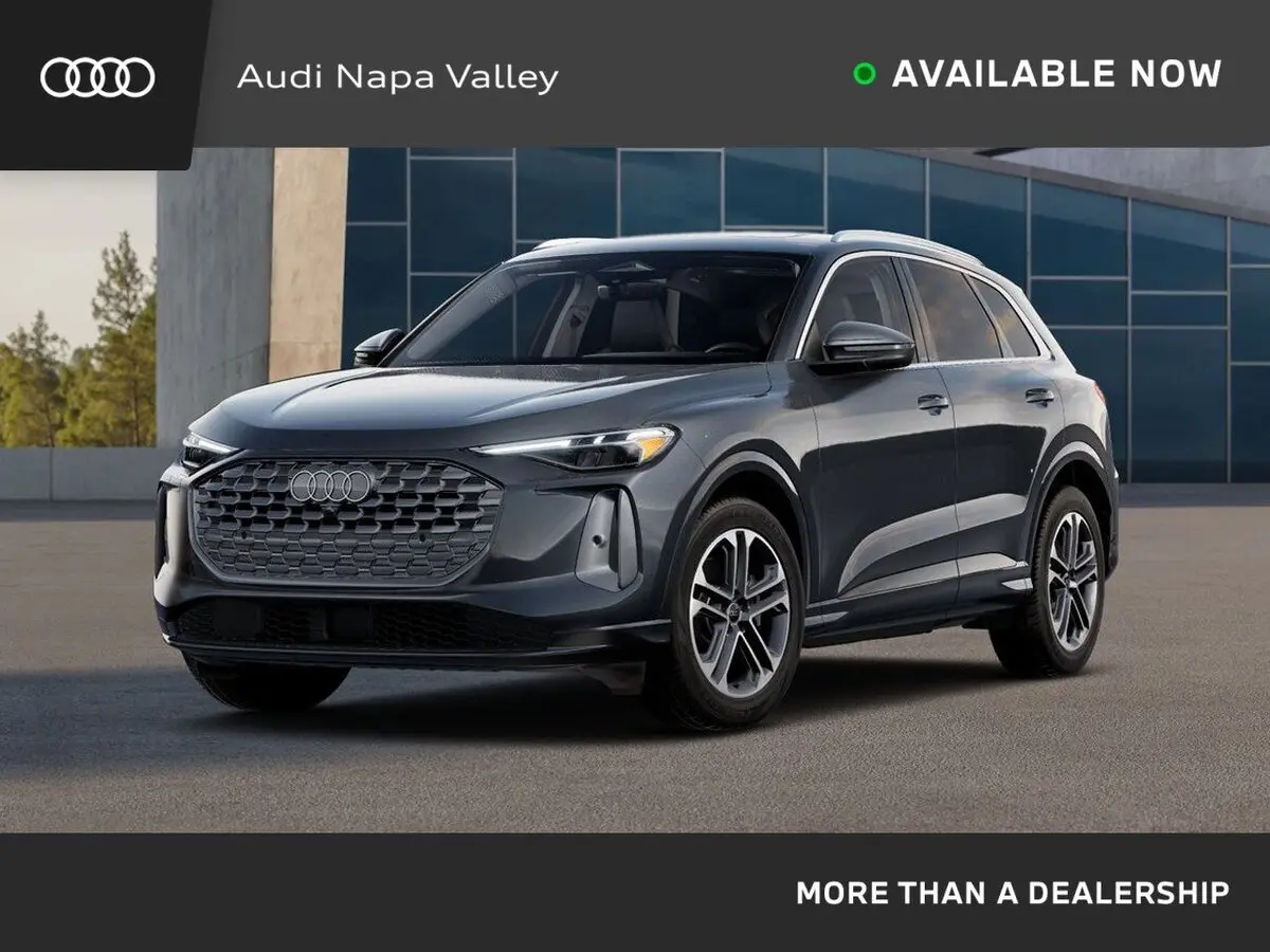 2025 Audi New Q5 Premium Plus's photo