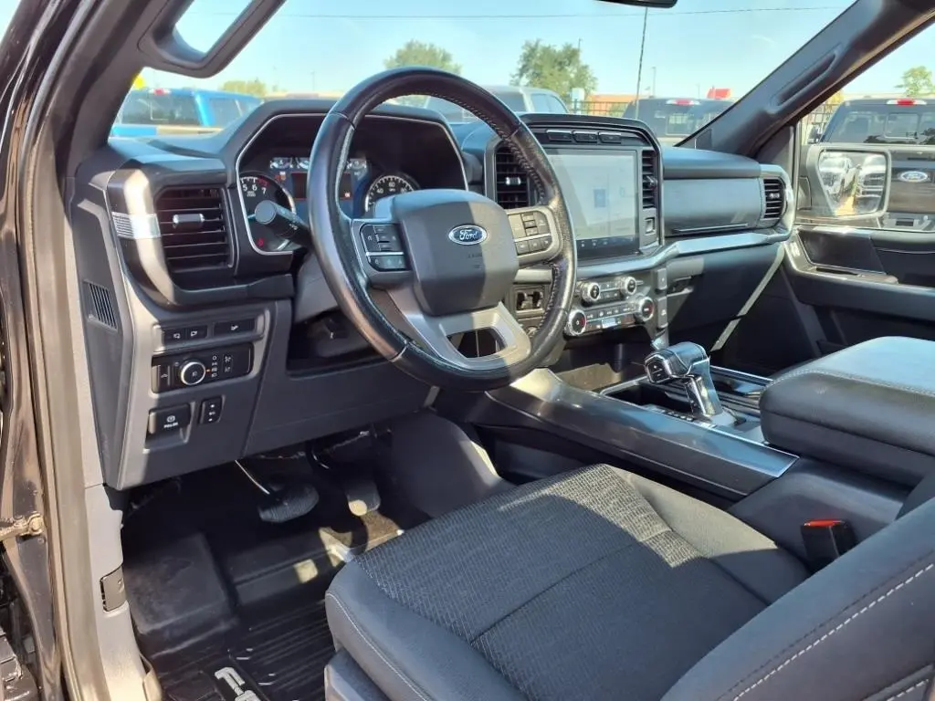 2022 Ford F-150 XLT photo 21