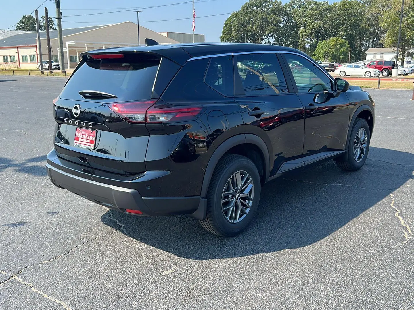 2026 Nissan Rogue S photo 4