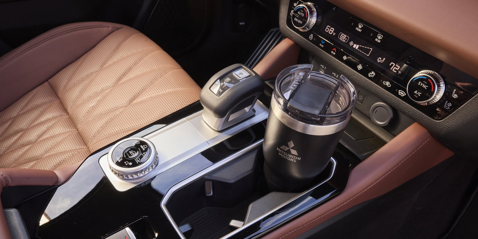 2026 Outlander Center Console