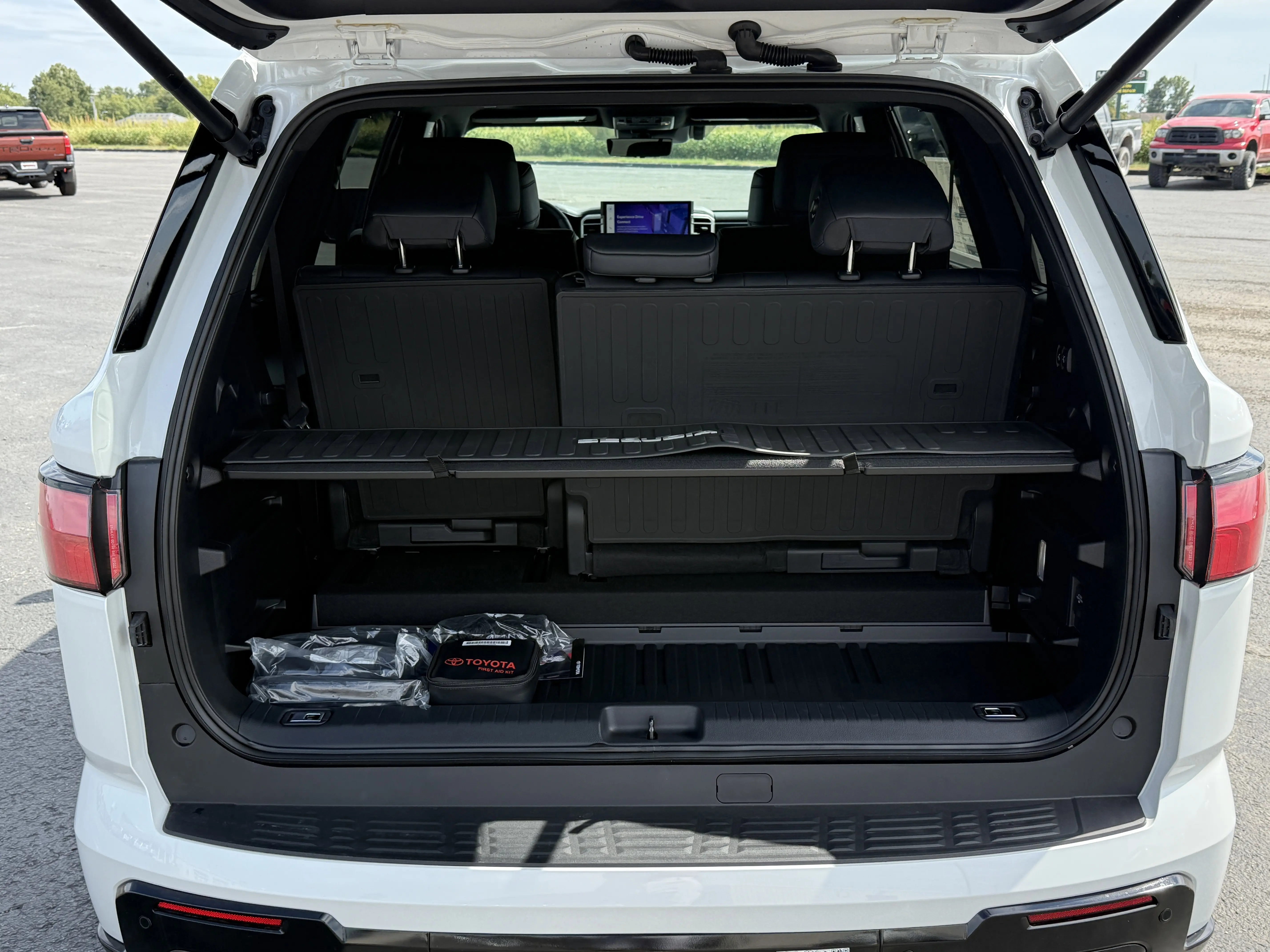 2026 Toyota Sequoia Platinum photo 8