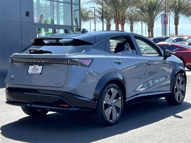 2023 Nissan ARIYA Platinum e-4ORCE photo 6