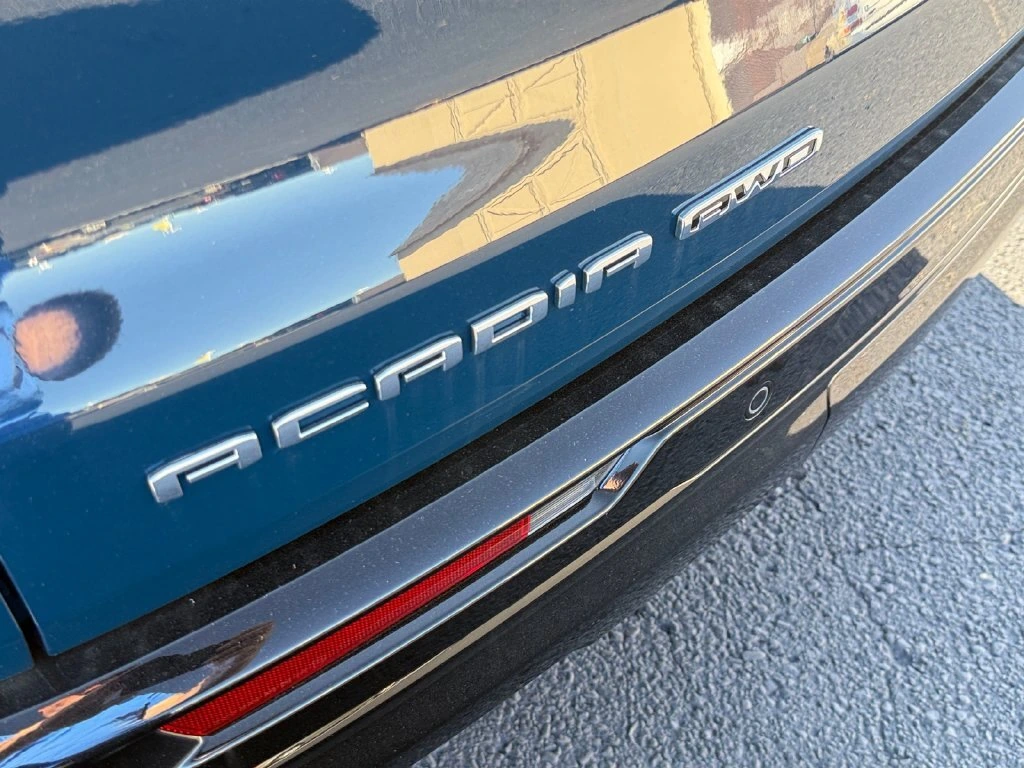2027 GMC Acadia Denali Ultimate - Photo 37