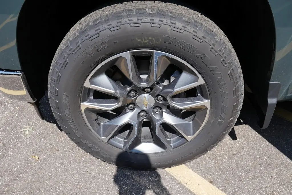 2026 Chevrolet Silverado 1500 LT1 photo 31