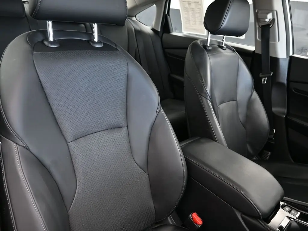 2023 Honda Accord Hybrid Touring photo 32
