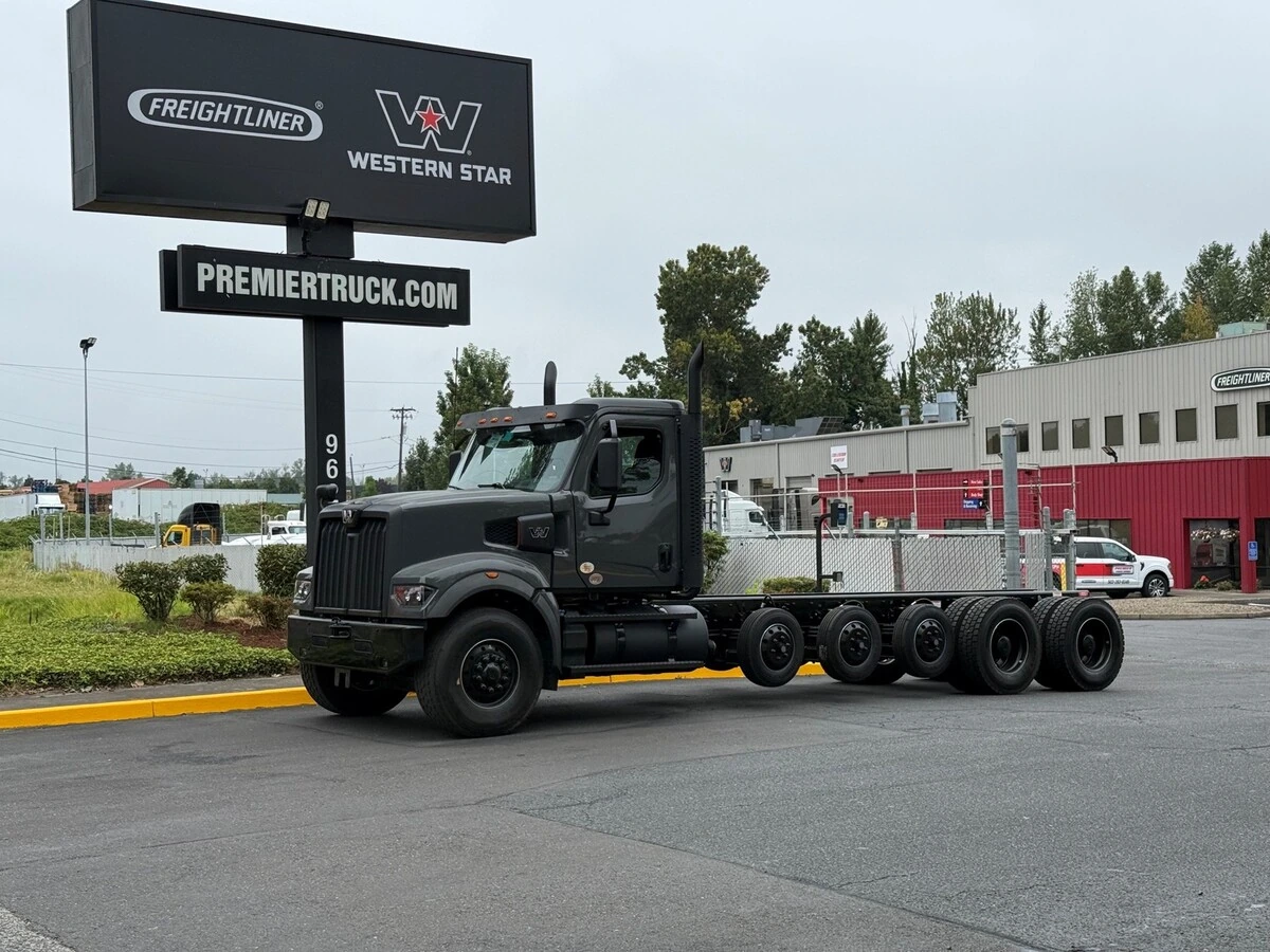 2027 Western Star 49X