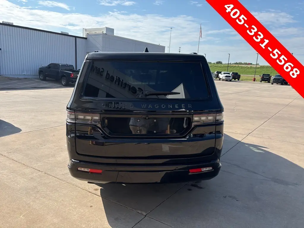 2024 Jeep Grand Wagoneer L II photo 4