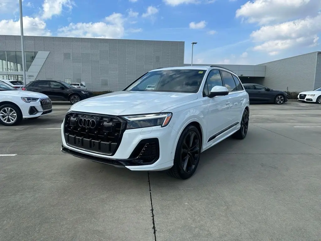 2026 Audi Q7 55 Prestige's photo