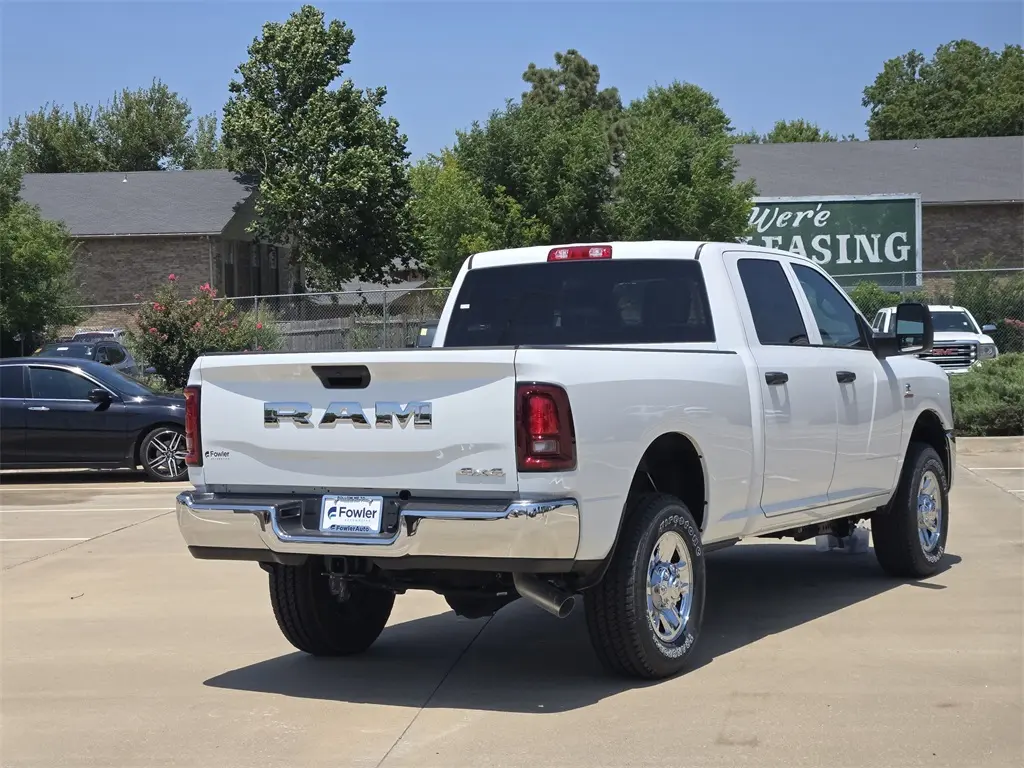 2025 Ram 2500 Tradesman photo 4