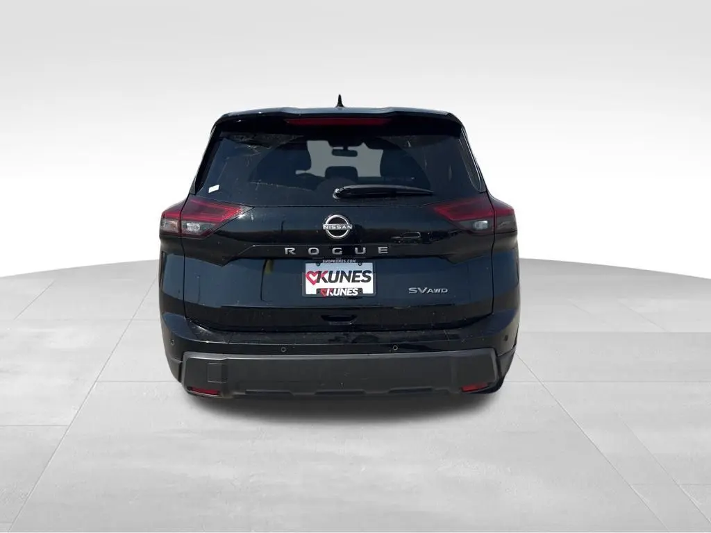 2024 Nissan Rogue SV photo 2