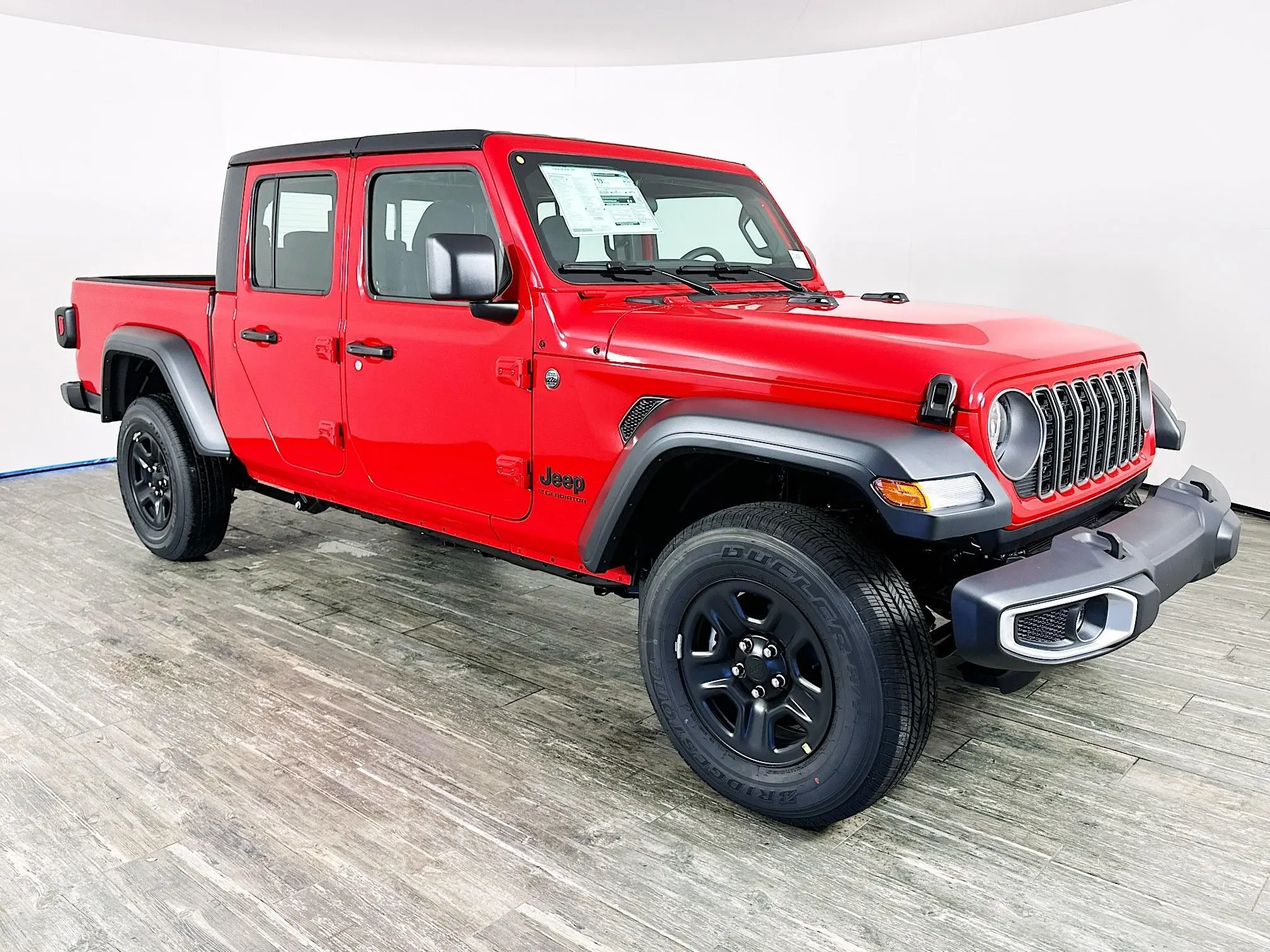 2026 Jeep Gladiator Sport's photo