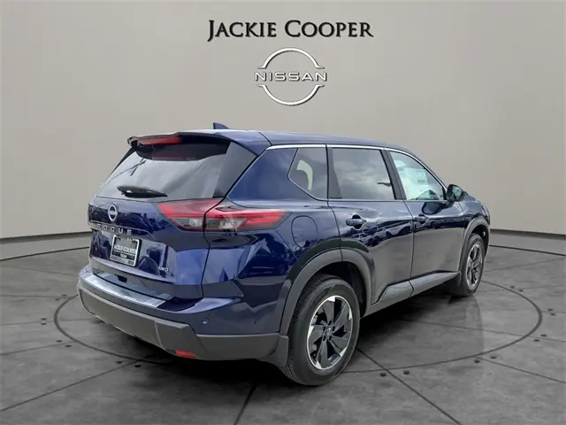 2026 Nissan Rogue SV photo 5