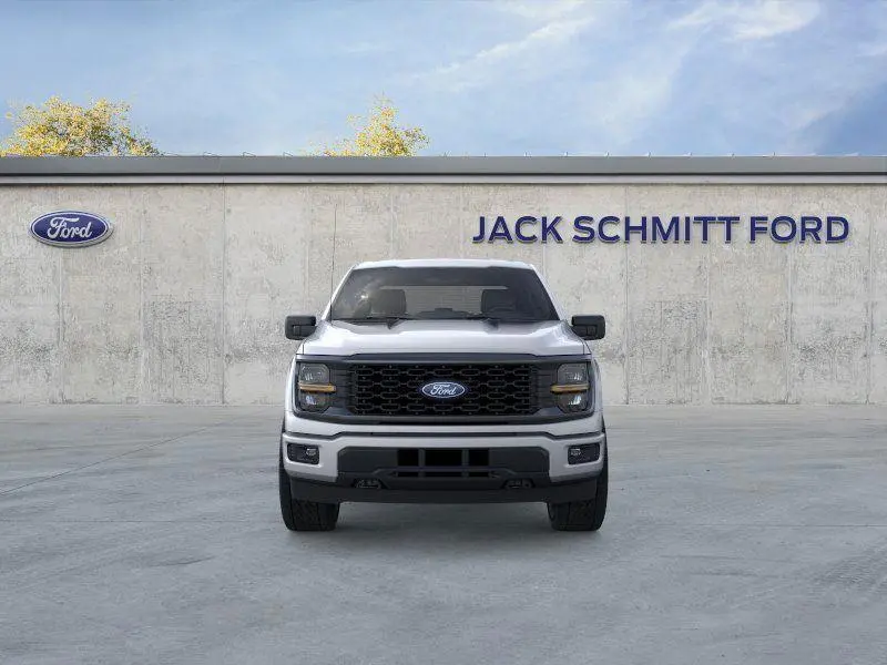 2025 Ford F-150 STX photo 4