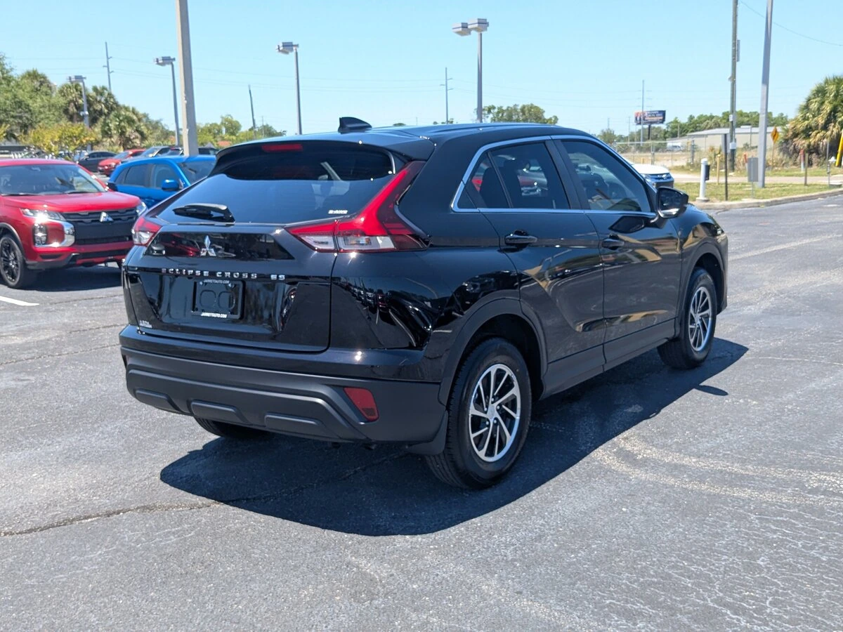 2026 Mitsubishi Eclipse Cross ES - Photo 6