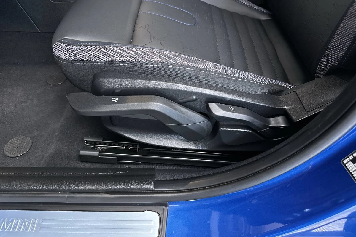 2026 MINI Hardtop 4 Door S - Photo 14