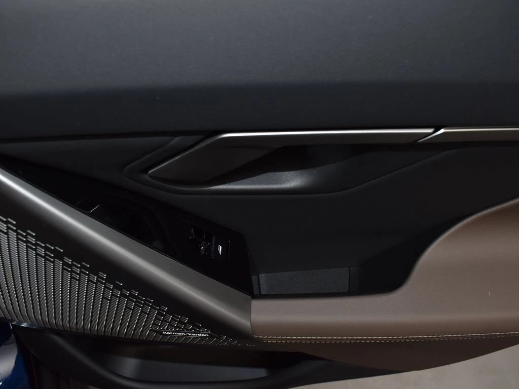2026 BMW 5 Series 530i - Photo 19