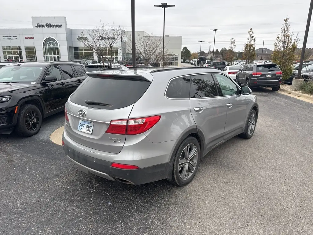 2016 Hyundai Santa Fe Limited photo 4