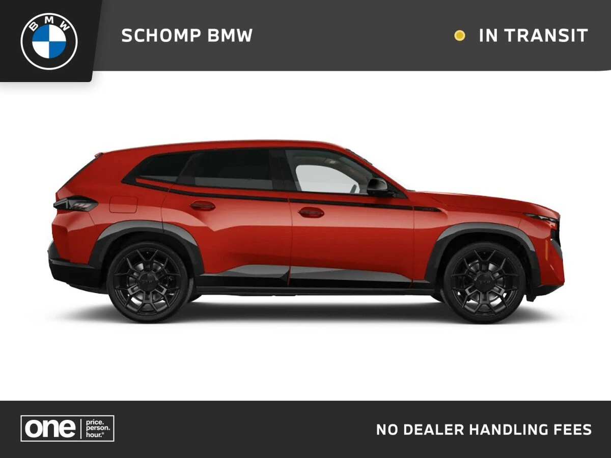 2026 BMW XM Base's photo