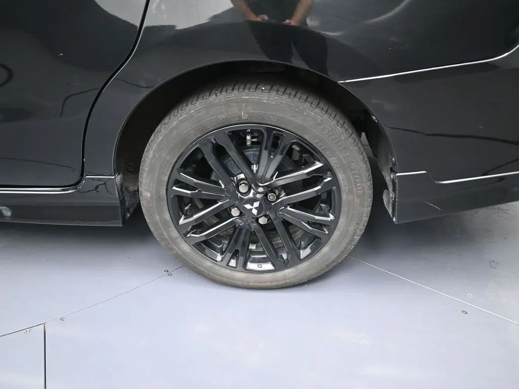 2024 Mitsubishi Mirage G4 Black Edition photo 10