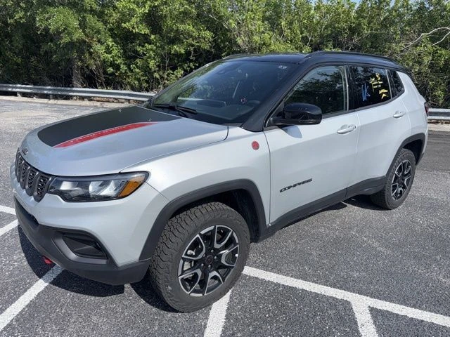 2025 Jeep Compass Trailhawk 4X4's photo
