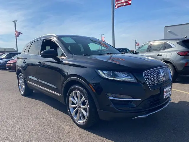 Used 2019 Lincoln MKC Select with VIN 5LMCJ2D92KUL44271 for sale in Oregon, IL