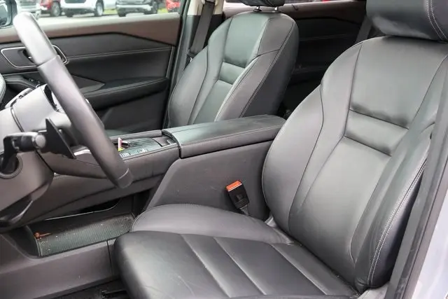 2021 Nissan Rogue SL photo 13