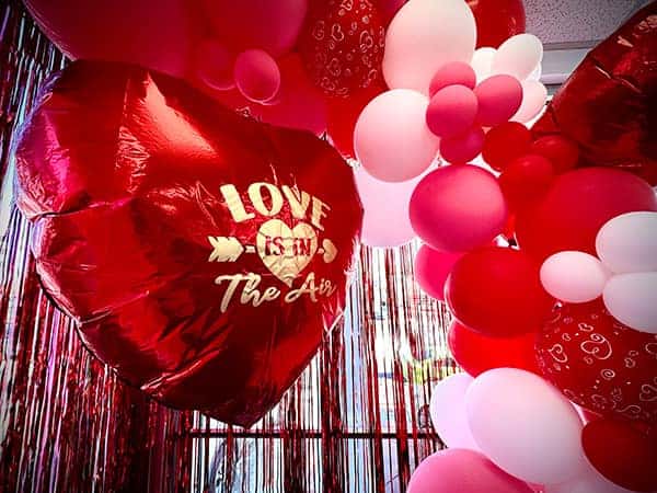 valentines day balloons