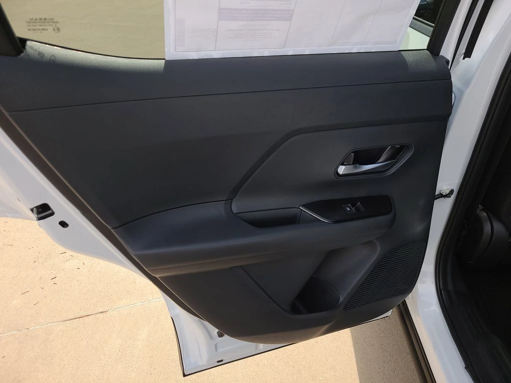 2026 Nissan KICKS SR - Photo 11