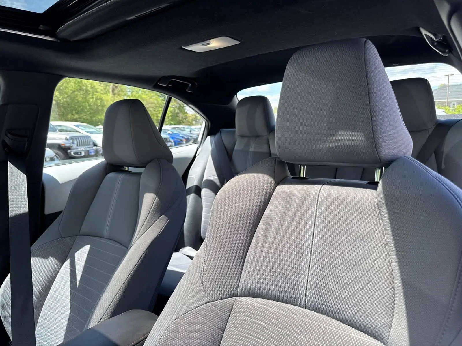 2024 Toyota Corolla SE Premium photo 15