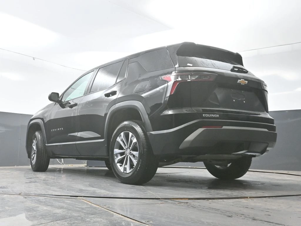 2025 Chevrolet Equinox LT - Photo 29