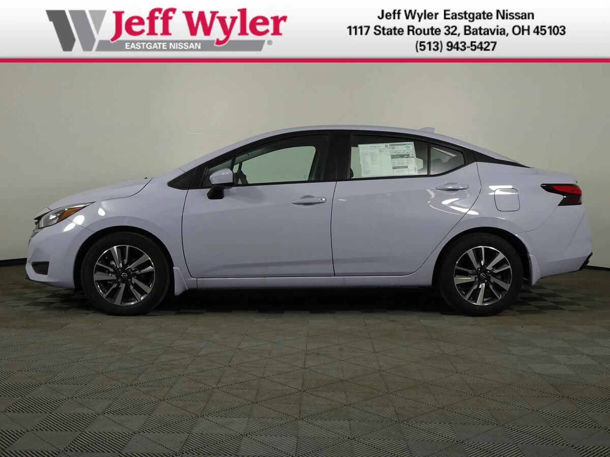 2025 Nissan Versa Sedan SV - Photo 14