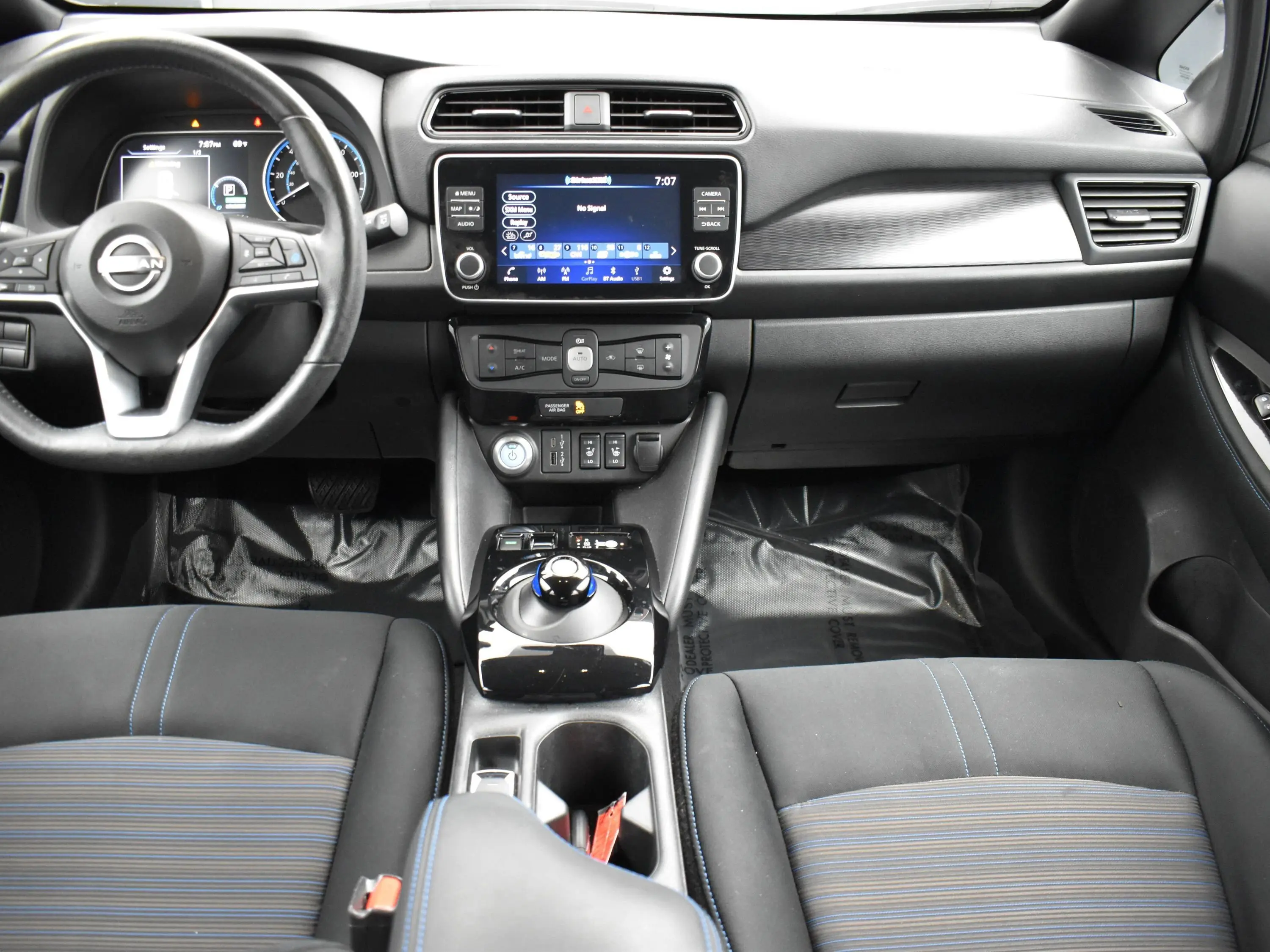 2023 Nissan Leaf SV Plus photo 19