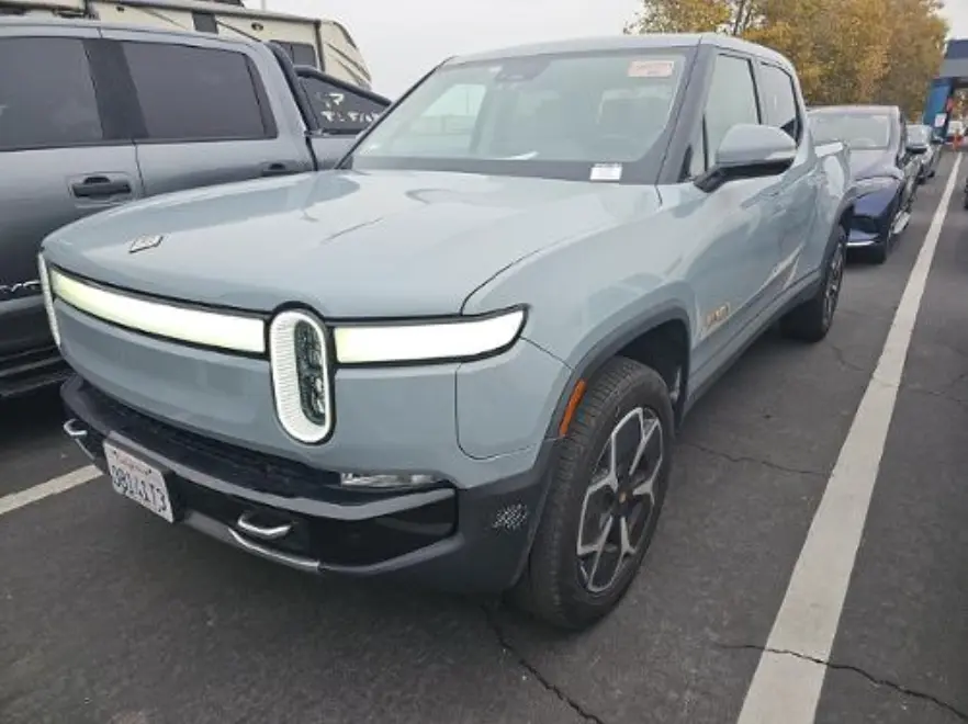 Used 2023 Rivian R1T Adventure with VIN 7FCTGAAA5PN017082 for sale in Ewing Township, NJ