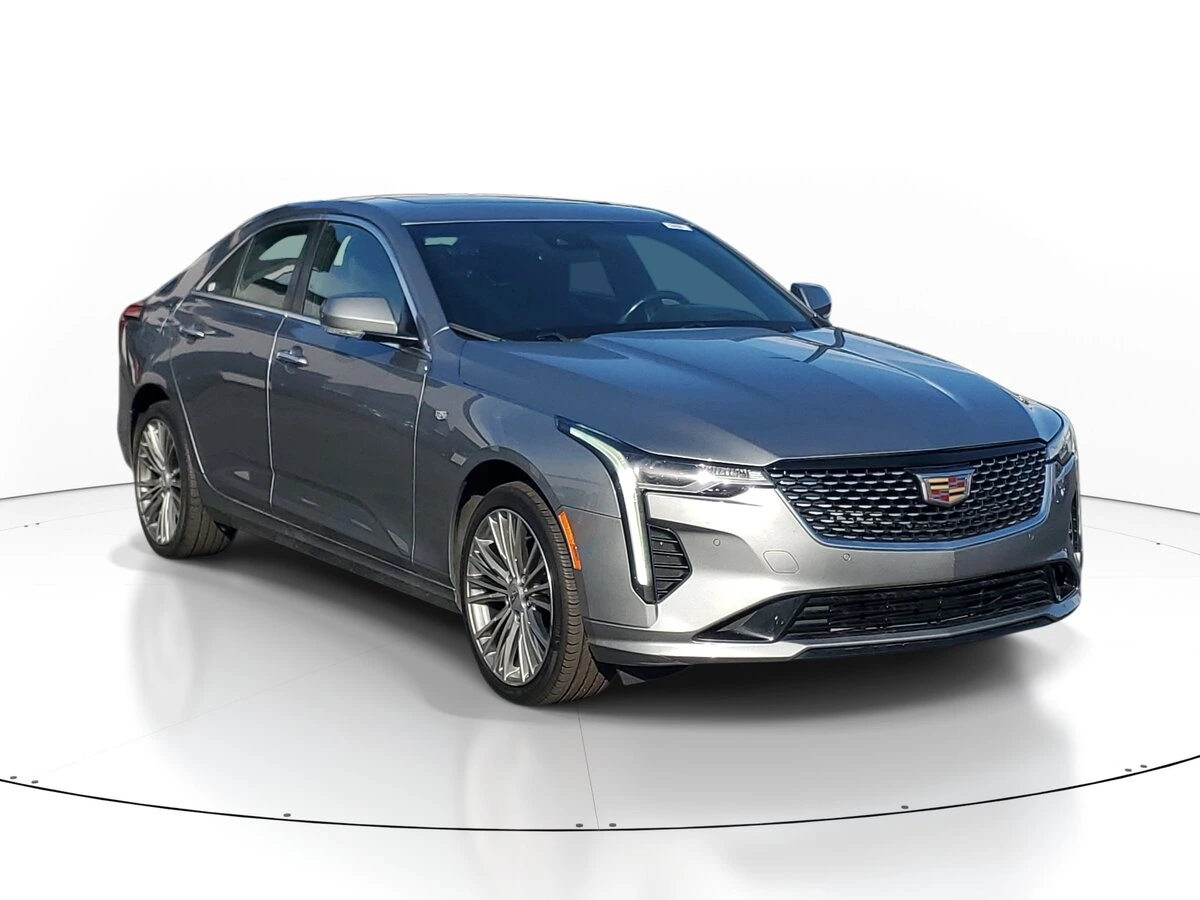 2023 Cadillac CT4