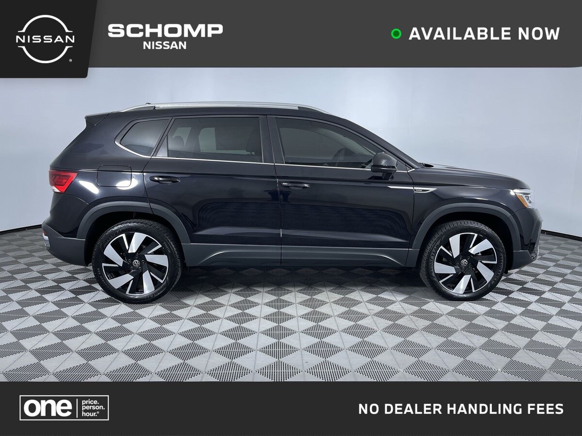2024 Volkswagen Taos SEL