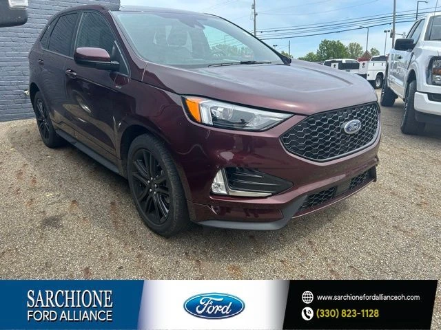 2023 Ford Edge ST-Line AWD's photo