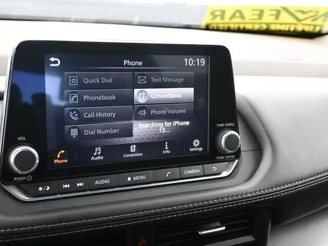 2023 Nissan Rogue SV photo 18