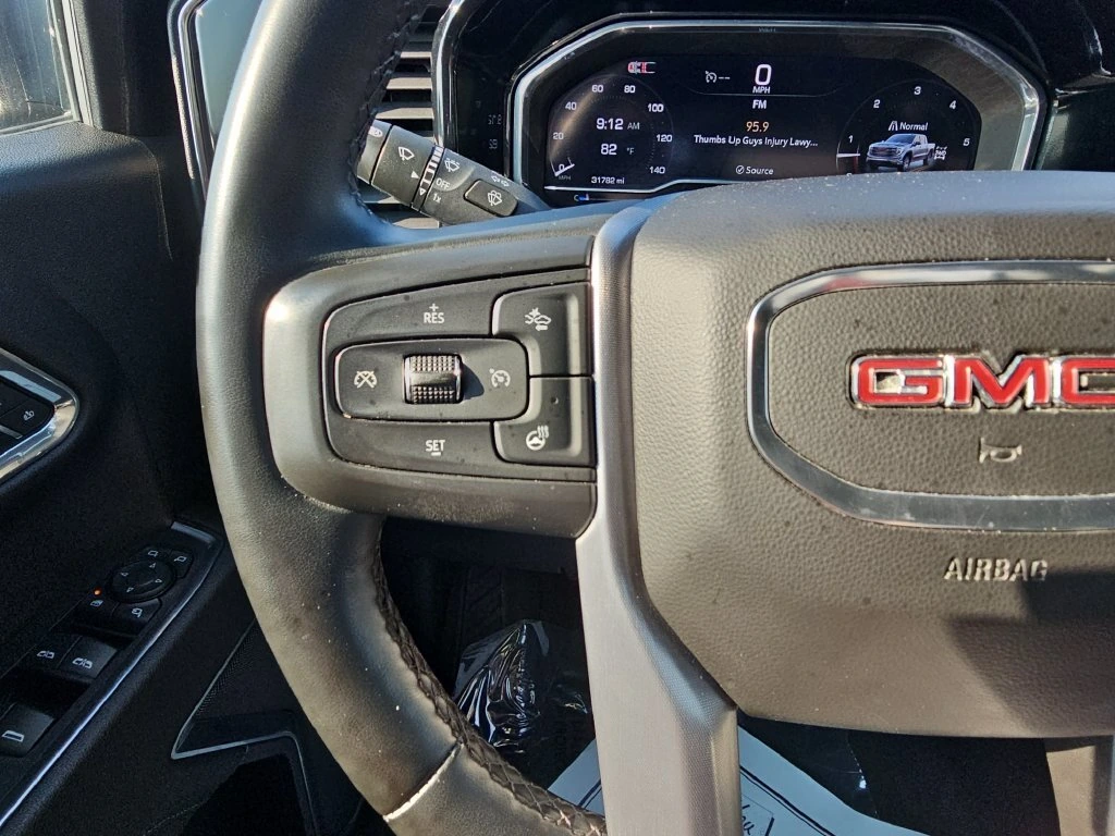 2024 GMC Sierra 1500 SLT - Photo 17