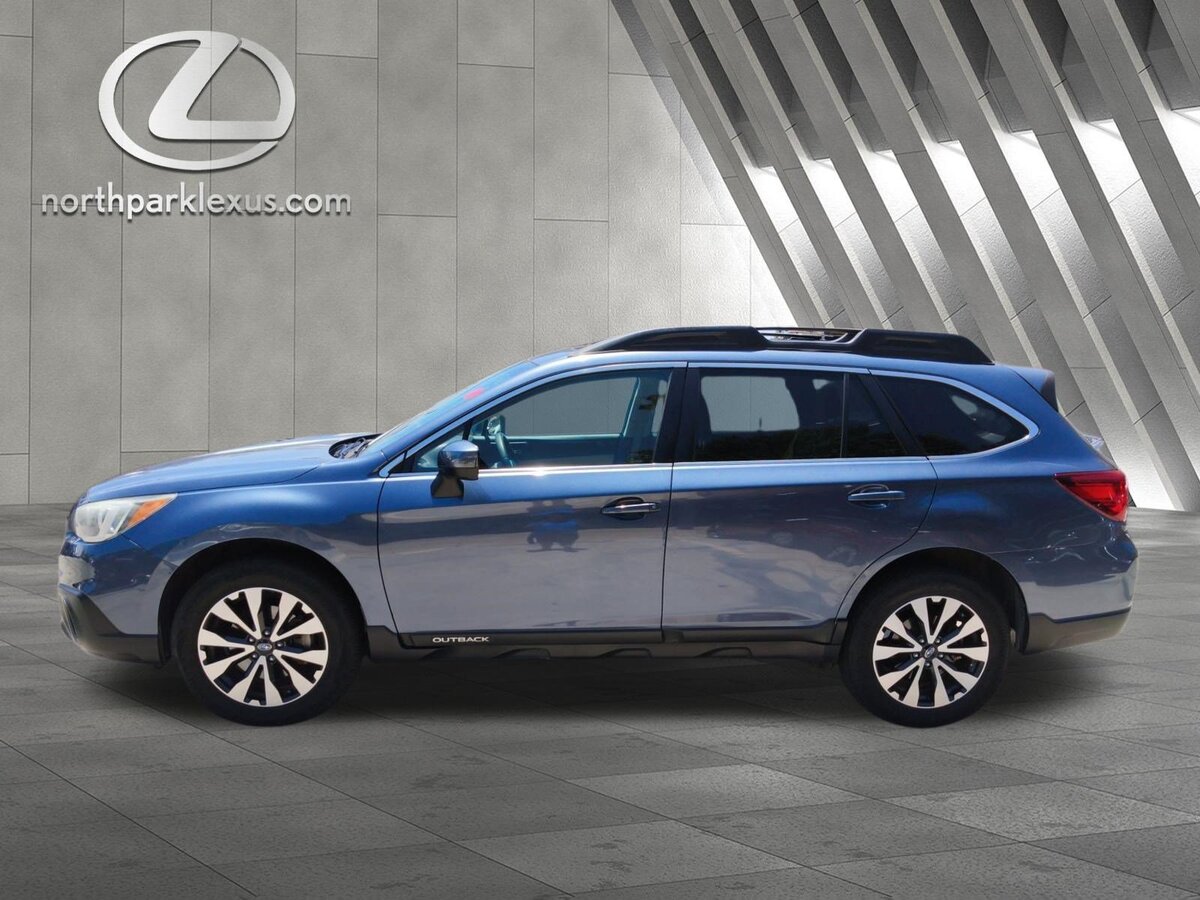 2017 Subaru Outback Limited AWD photo