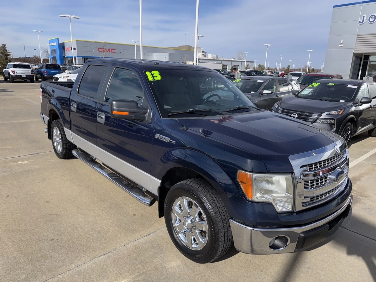 2013 Ford F-150 XLT's photo