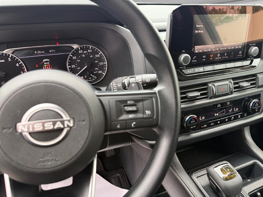 2024 Nissan Pathfinder S - Photo 24