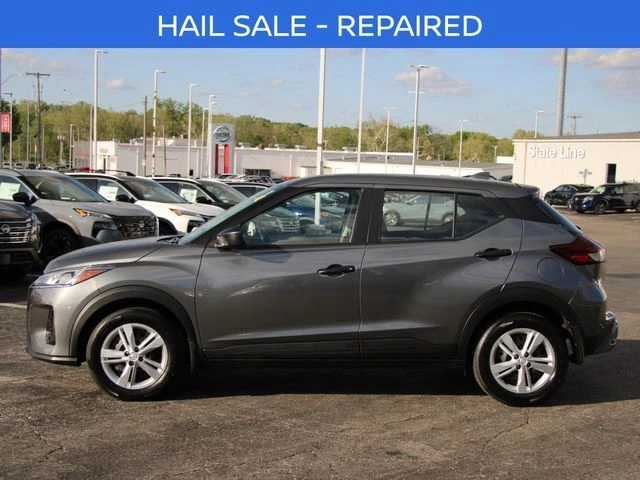 Used 2025 Nissan KICKS PLAY Base with VIN 3N1CP5BV3SL496435 for sale in Kansas City